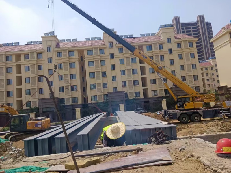 Liweiyuan design, utveckling och installation av stålbroar