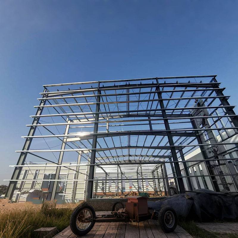 Varför välja ett stålstrukturlager för dina lagringsbehov?