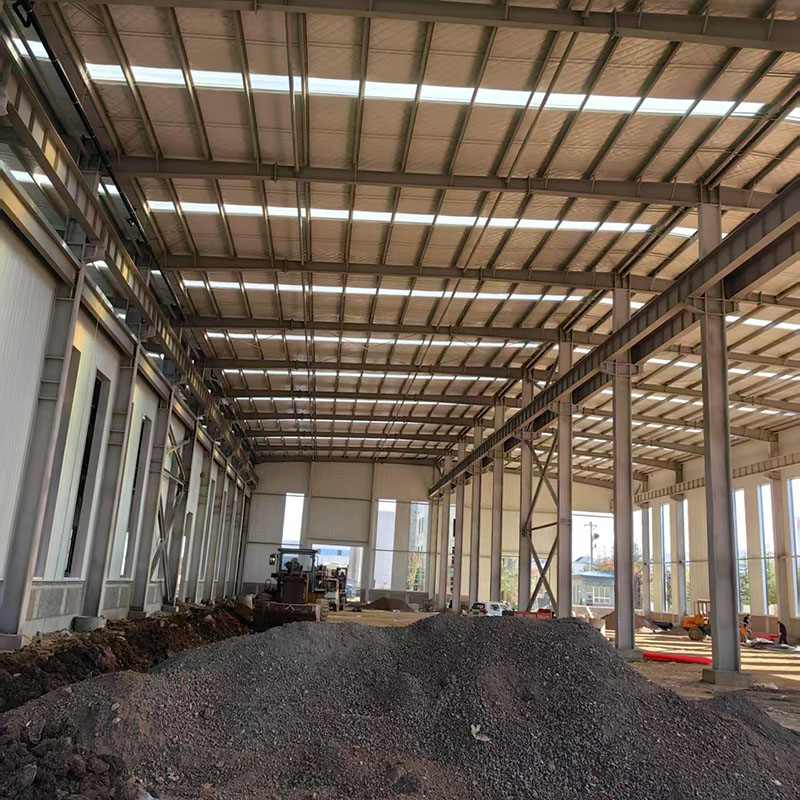 Vad är en stålkonstruktionscarport och varför är den bättre än traditionella carportar